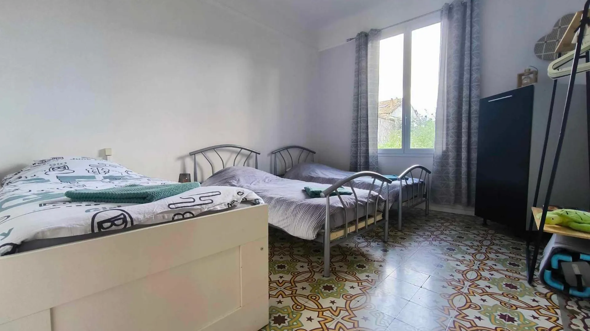 Appartement Climatise A Deux Pas Des Remparts Avignon 0*,